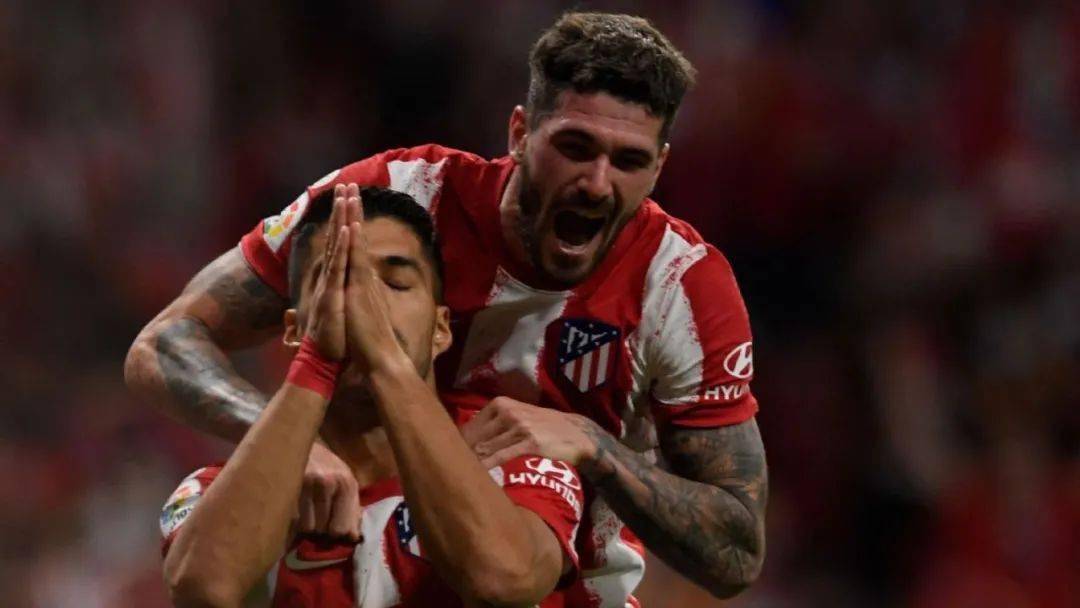 马竞客场逆转绝杀巴萨登顶