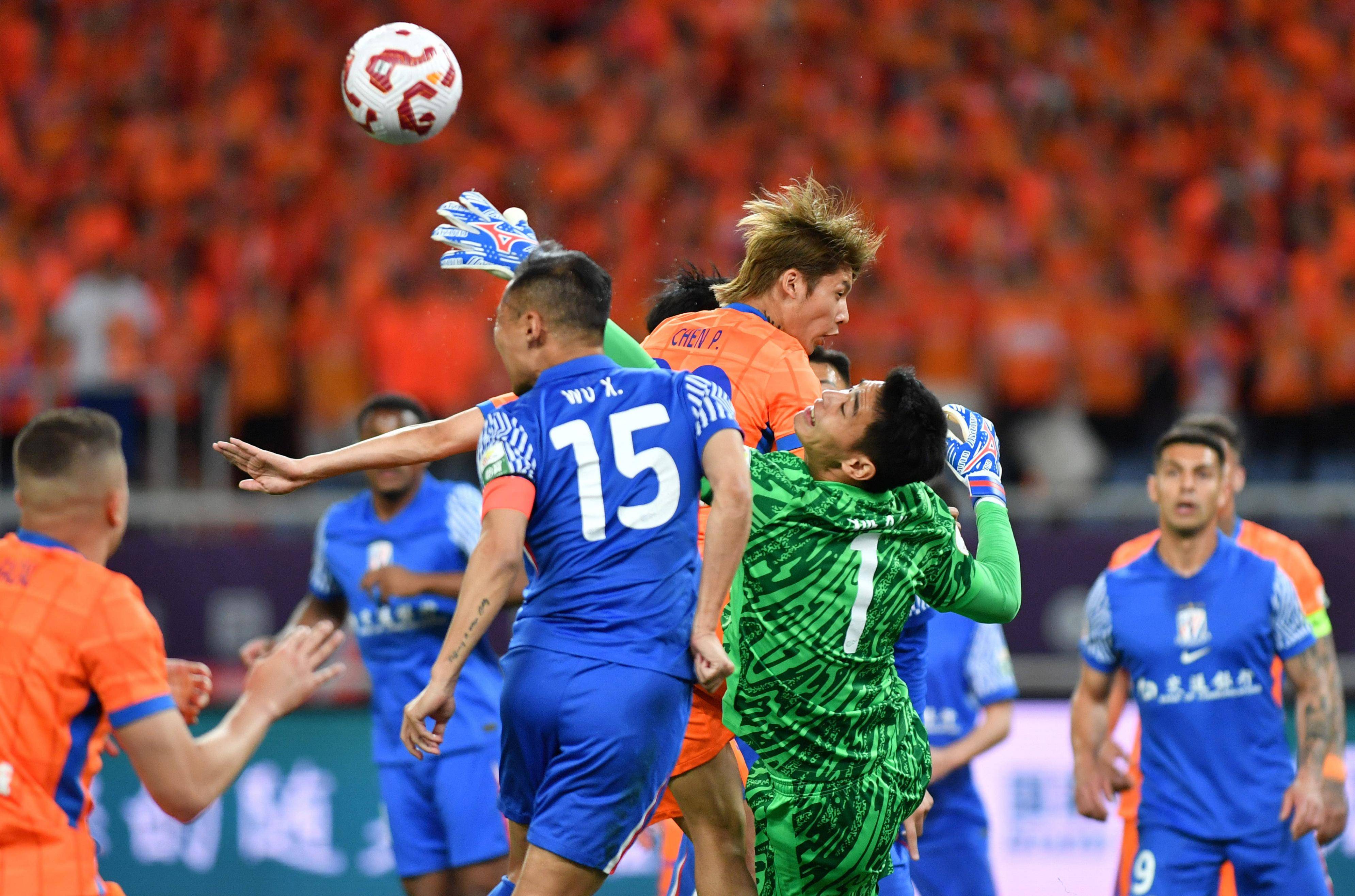 球天下官网-豪门球队在高水平比赛中展现实力的例子